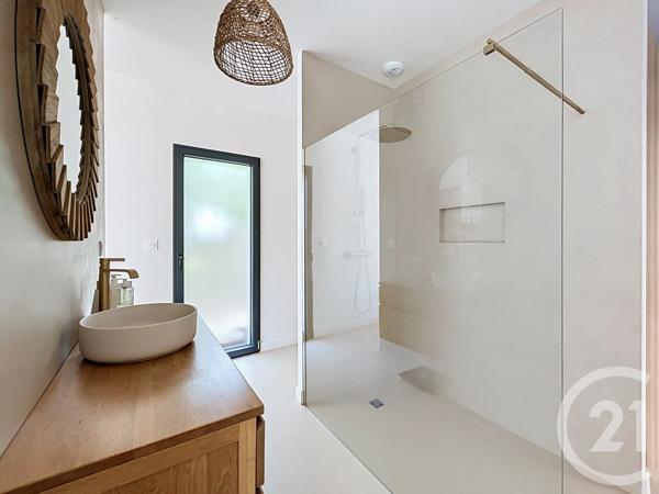 Maison à vendre  4 pièces - 129,40 m 2   GUJAN MESTRAS  - 33