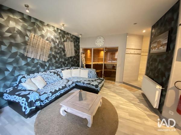 Murs commerciaux  à vendre 450 m² Bourg-et-Comin