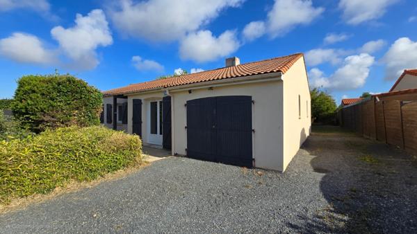 Maison plain pied la chapelle basse mer  4 pièce(s) 90.67 m2