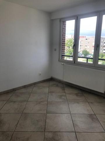 Appartement à louer à Amiens dans la Somme (80000), ref : 80011-L1036