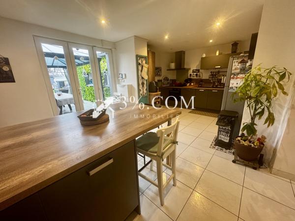 Maison 6 pièce(s) 4 chambre(s) 149 m²