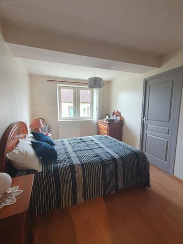 Fermette à vendre à La Chapelle-du-Bois dans la Sarthe (72400), ref : 473   
campagne