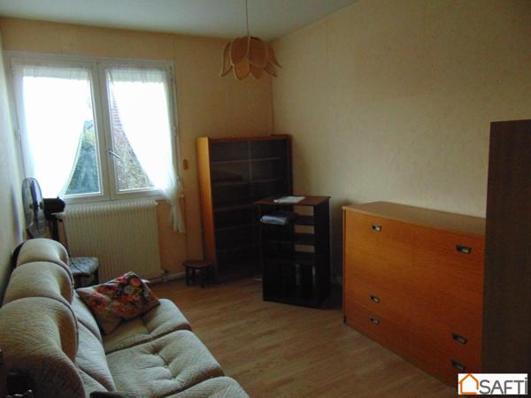 PAVILLON 3 CHAMBRE AVEC SOUS-SOL ET GARAGE INDEPENDANT