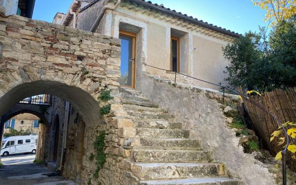 Appartement à louer    2 pièces •  Mas-de-Londres