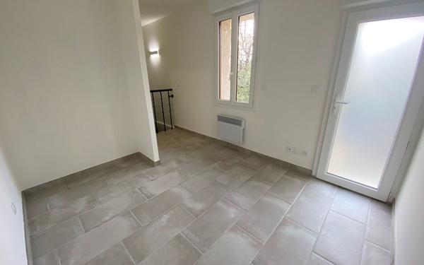 Appartement à louer    2 pièces •  Mas-de-Londres