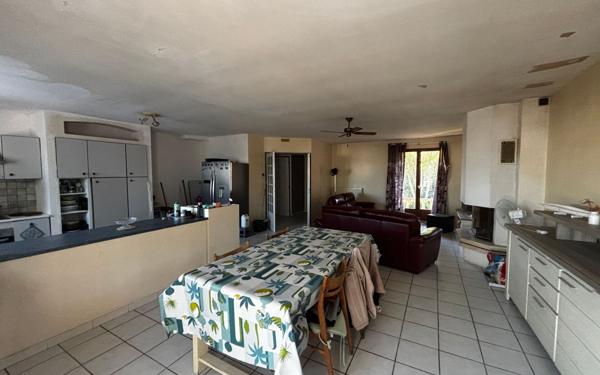 Maison à vendre    5 pièces •  Carcassonne