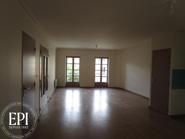 Appartement T3 avec emplacement de stationnement
