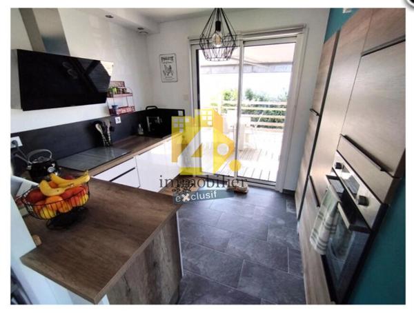 Maison - 5 pièces - 80 m²