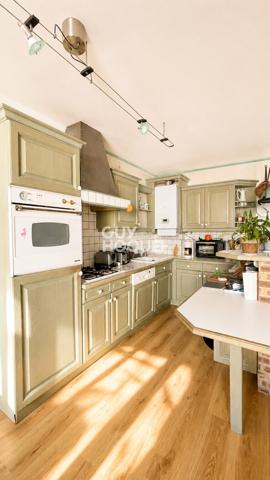 APPARTEMENT À VENDRE DE 5 PIÈCES DE 108,00 M²