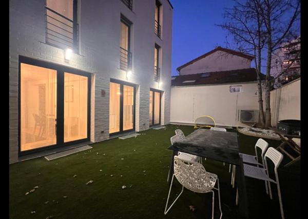 Montreuil (93100) Belle Villa neuve avec petit jardin et toit terrasse