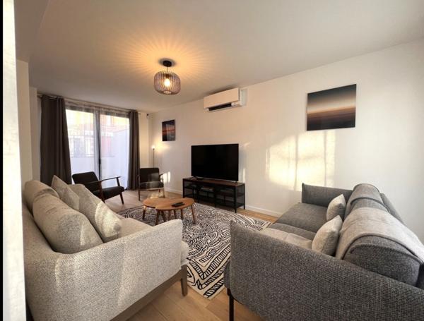 Montreuil (93100) Belle Villa neuve avec petit jardin et toit terrasse