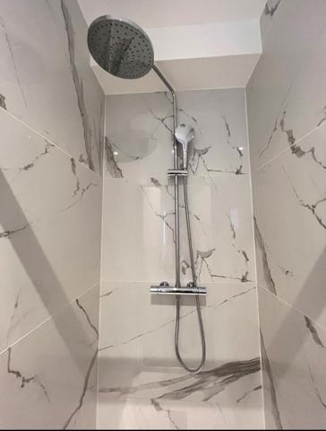 Montreuil (93100) Belle Villa neuve avec petit jardin et toit terrasse