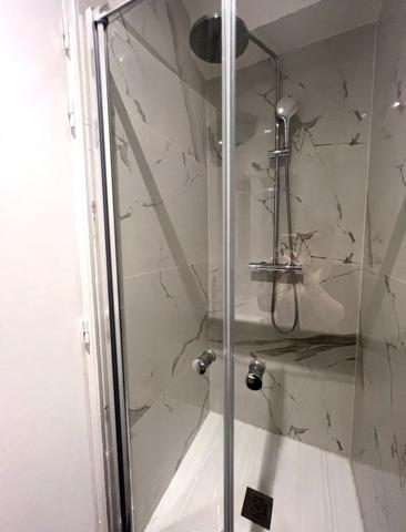 Montreuil (93100) Belle Villa neuve avec petit jardin et toit terrasse