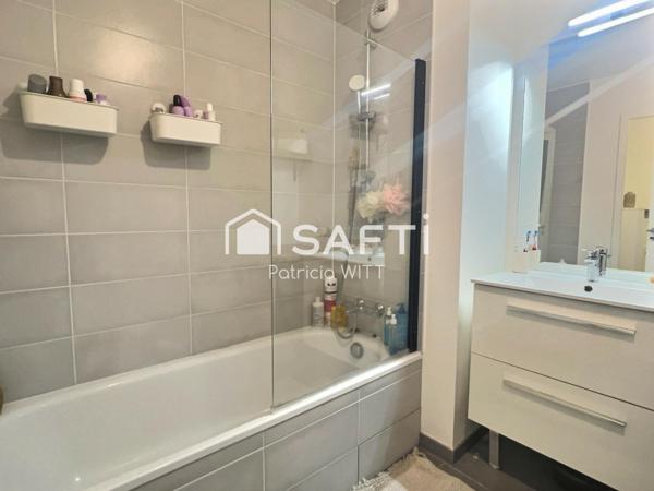 Appartement T3/T4 LOUÉ – 82 m² – Résidence contemporaine proche Genève