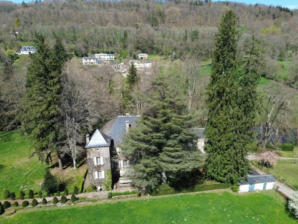 Maison à Brassac, 81260 - 26 pièces 941m²