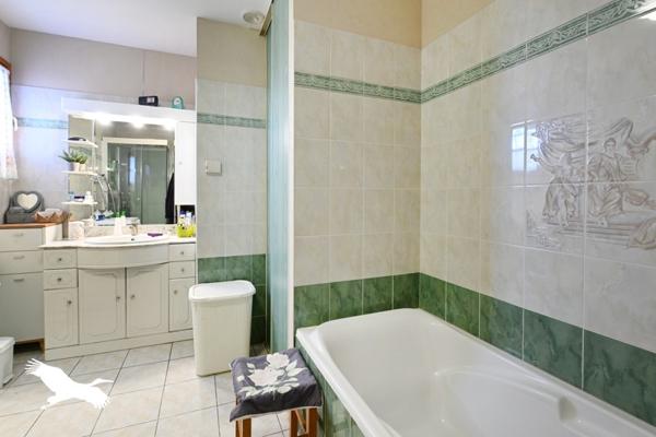 Maison à vendre |  Touvre |  4 pièces | 128 m²