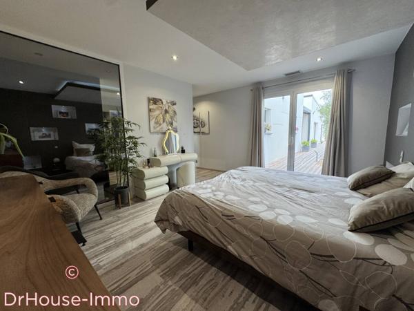 Maison à vendre 7 pièces de 250 m²
