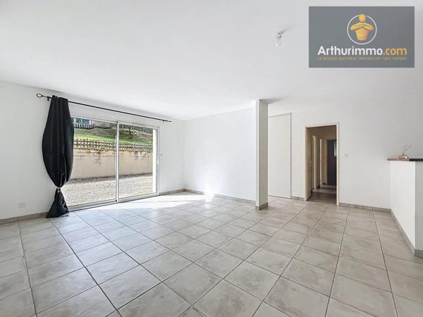 Location Maison 4 pièces 82 m2 à Journiac