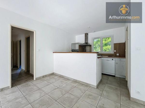 Location Maison 4 pièces 82 m2 à Journiac