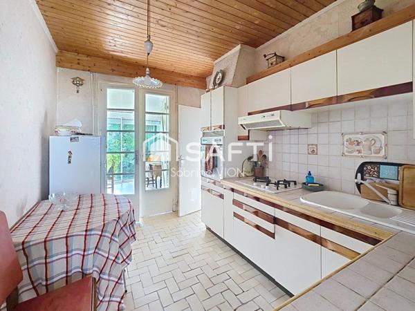 CHARME ET POTENTIEL PROCHE DES COMMODITES