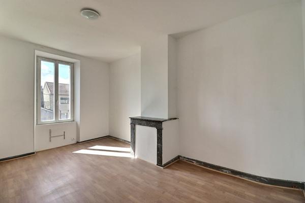 Achat immeuble Riscle - 7 pièce(s) - 154 m² - 130 000 €