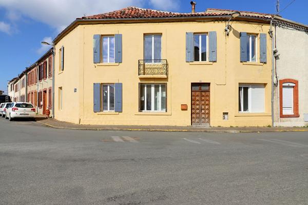 Achat immeuble Riscle - 7 pièce(s) - 154 m² - 130 000 €