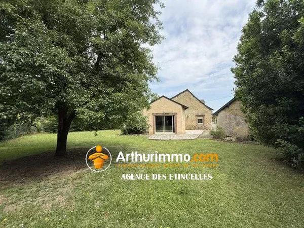 Location                                                      Maison
                        
                     6 pièces                      170 m2                     à Bourgbarré
