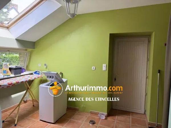 Location                                                      Maison
                        
                     6 pièces                      170 m2                     à Bourgbarré