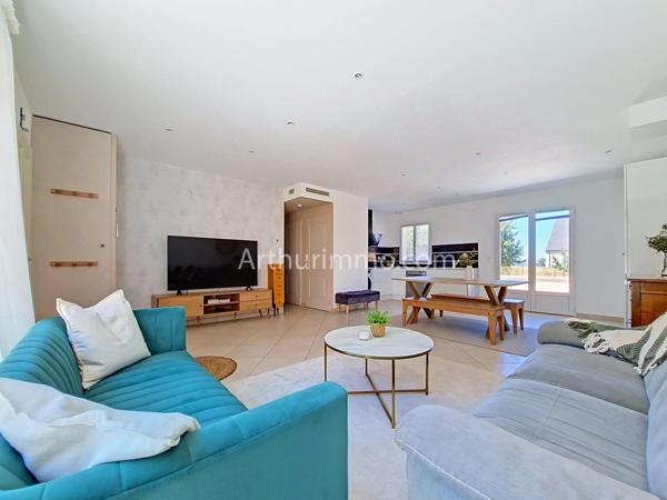 Vente                                                      Maison
                        
                     4 pièces                      83 m2                     à Limeil-Brévannes