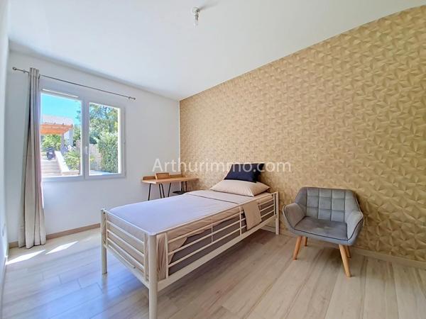 Vente                                                      Maison
                        
                     4 pièces                      83 m2                     à Limeil-Brévannes