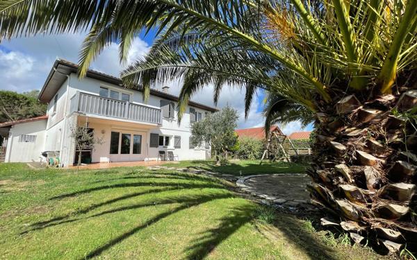 Maison à vendre    6 pièces • 170 m2 Hagetmau