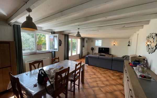 Maison à vendre    6 pièces • 170 m2 Hagetmau