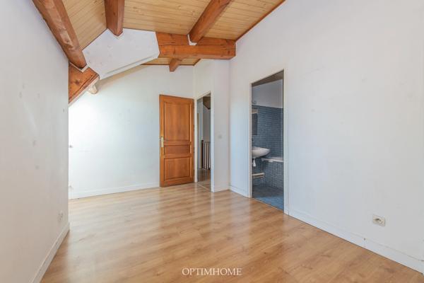 Appartement duplex 4 pièces – 67 m² – Dernier étage –