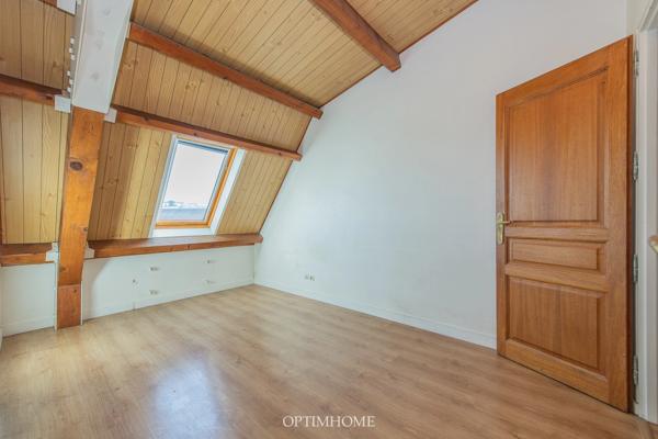 Appartement duplex 4 pièces – 67 m² – Dernier étage –