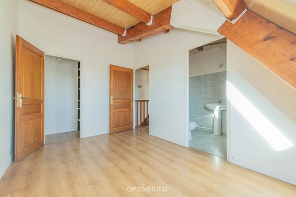 Appartement duplex 4 pièces – 67 m² – Dernier étage –
