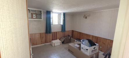 Maison traditionnelle avec garage et terrain 1085m2