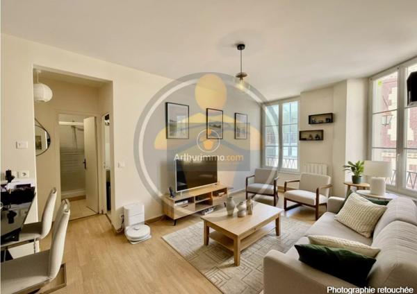Vente                                                      Appartement
                        
                     2 pièces                      37 m2                     à Coulommiers