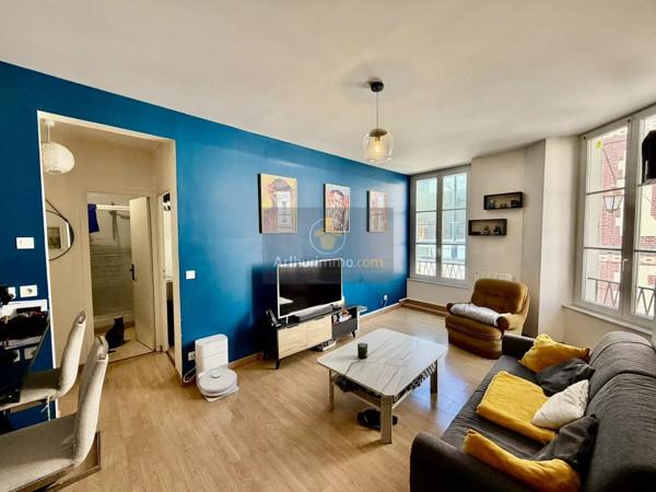 Vente                                                      Appartement
                        
                     2 pièces                      37 m2                     à Coulommiers