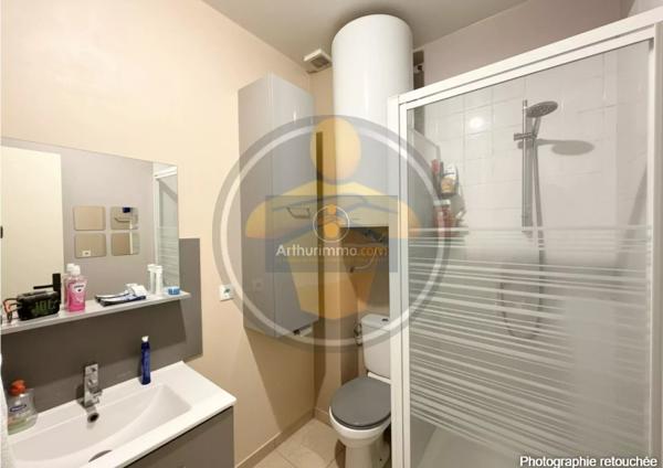 Vente                                                      Appartement
                        
                     2 pièces                      37 m2                     à Coulommiers