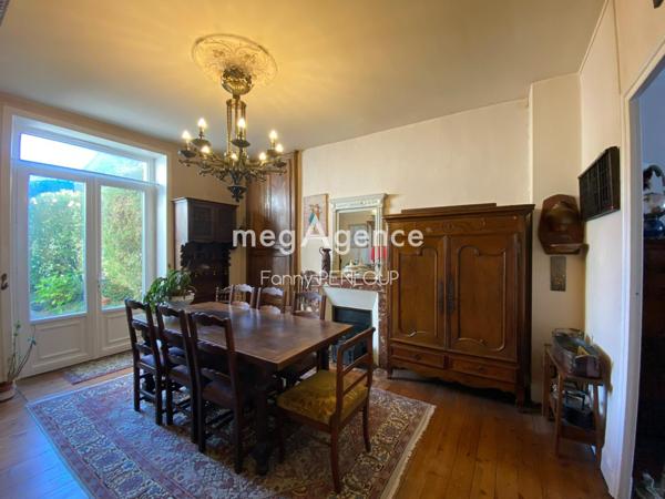 Maison à SARTILLY-BAIE-BOCAGE, 50530 - 8 pièces 157m²
