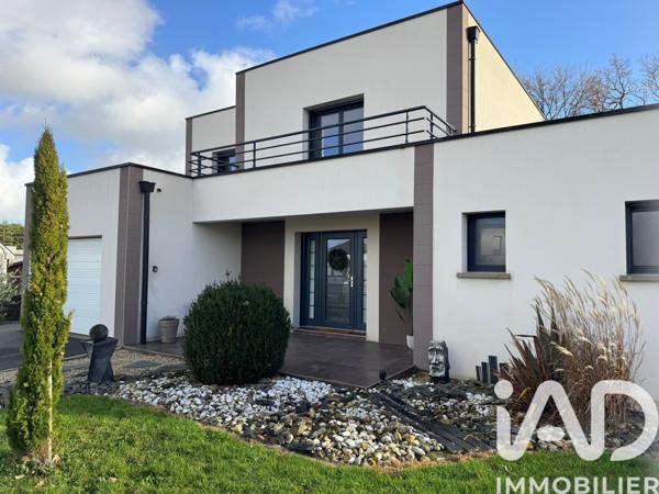 Maison à vendre 6 pièces 154 m² Ploumagoar