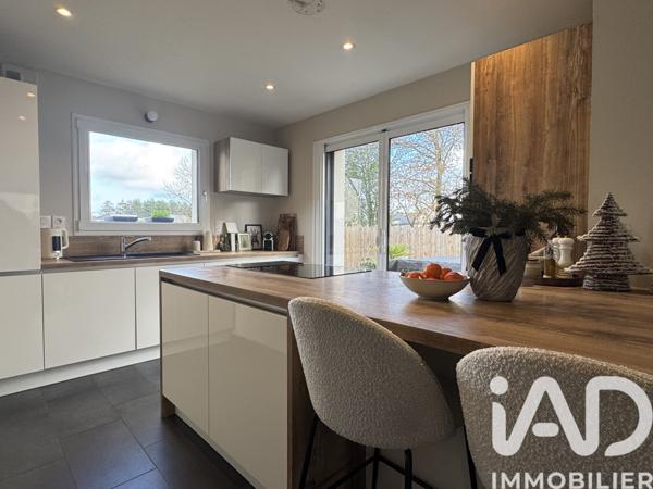 Maison à vendre 6 pièces 154 m² Ploumagoar