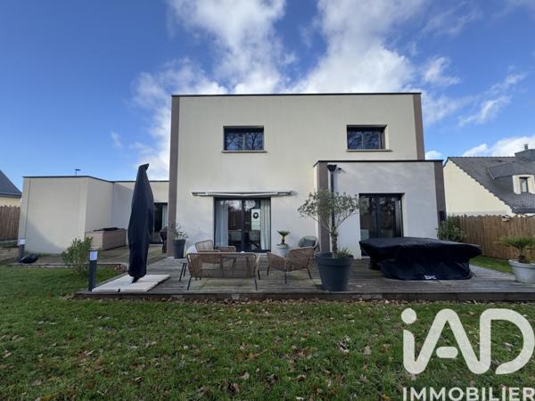 Maison à vendre 6 pièces 154 m² Ploumagoar