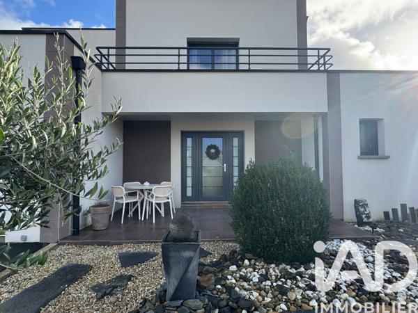 Maison à vendre 6 pièces 154 m² Ploumagoar