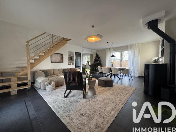 Maison à vendre 6 pièces 154 m² Ploumagoar