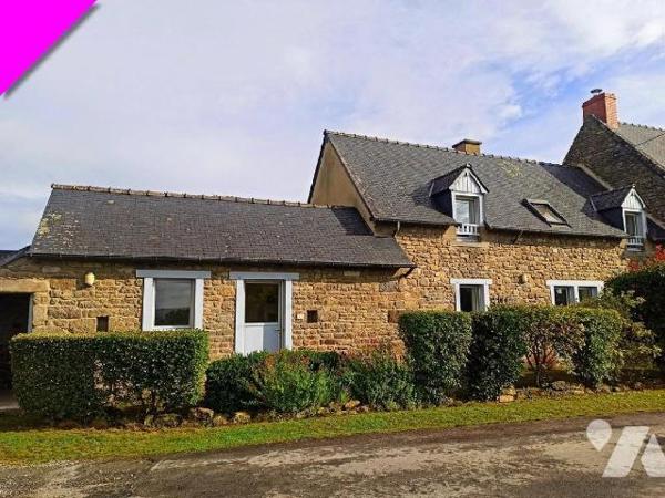 Longère en pierres de 111m² habitables, orientée au sud comprenant :
Entrée sur séjour de 50m² ...