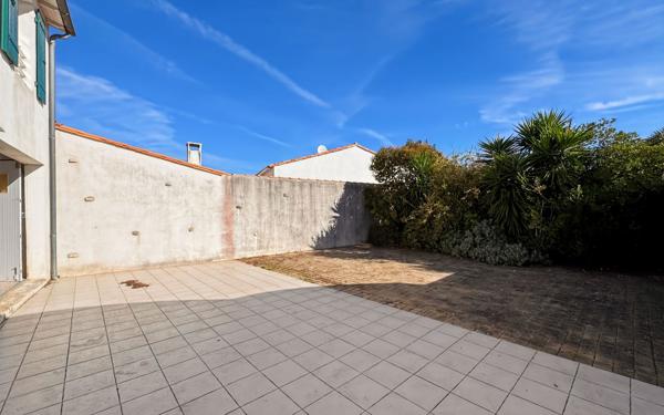 Maison à vendre    5 pièces •  Le Bois-Plage-en-Ré