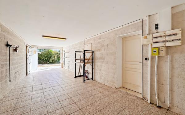 Maison à vendre    5 pièces •  Le Bois-Plage-en-Ré