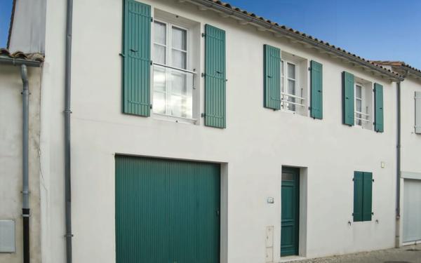 Maison à vendre    5 pièces •  Le Bois-Plage-en-Ré