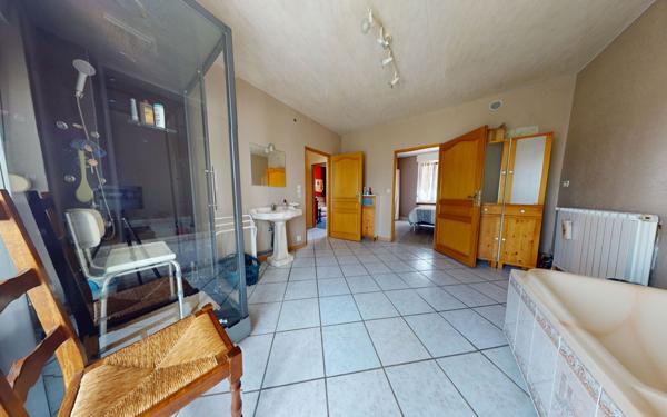 Maison à vendre    6 pièces •  Yutz